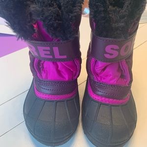 New SOREL BOOTS